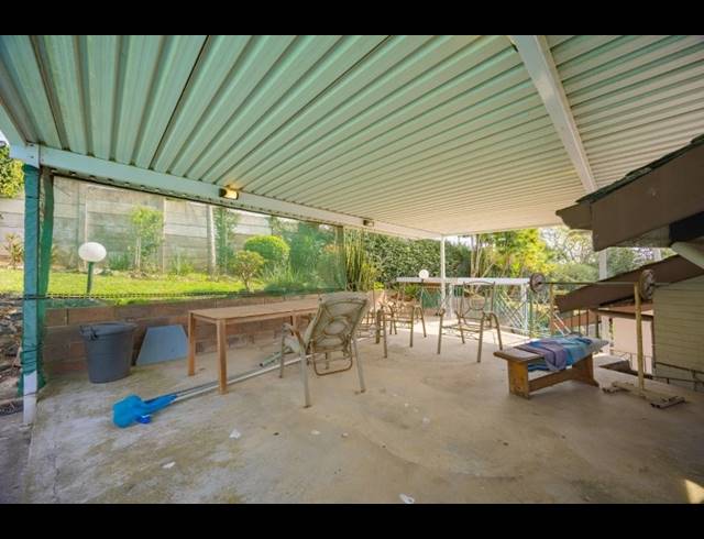 4 BEDROOM HOUSE FOR SALE IN COWIES HILL